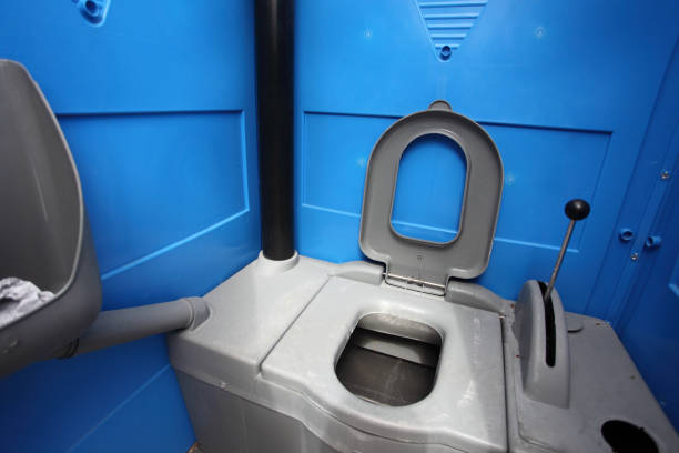 Porta potty delivery and setup in Los Alamitos, CA